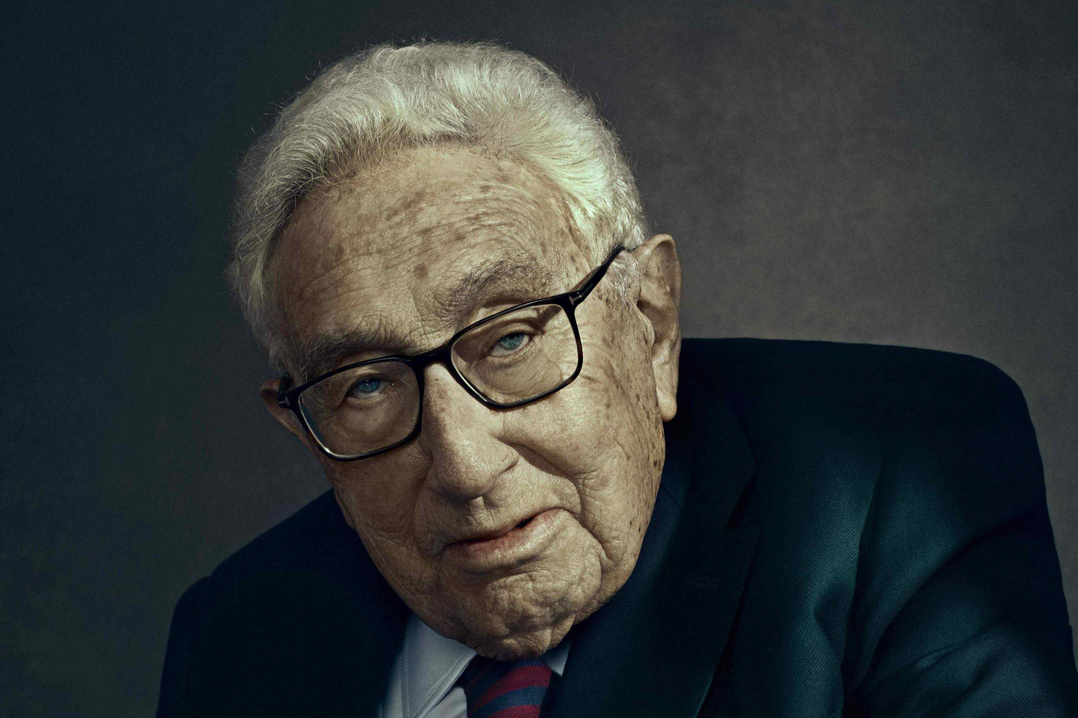 VETERAN SVJETSKE POLITIKE | Kissinger: Tri moguća ishoda sukoba u Ukrajini
